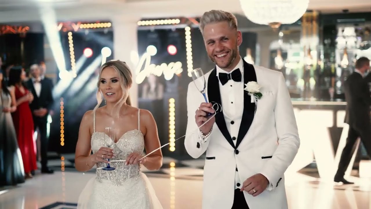 Promise — nowa strona główna Sandra i Mateusz na sali weselnej